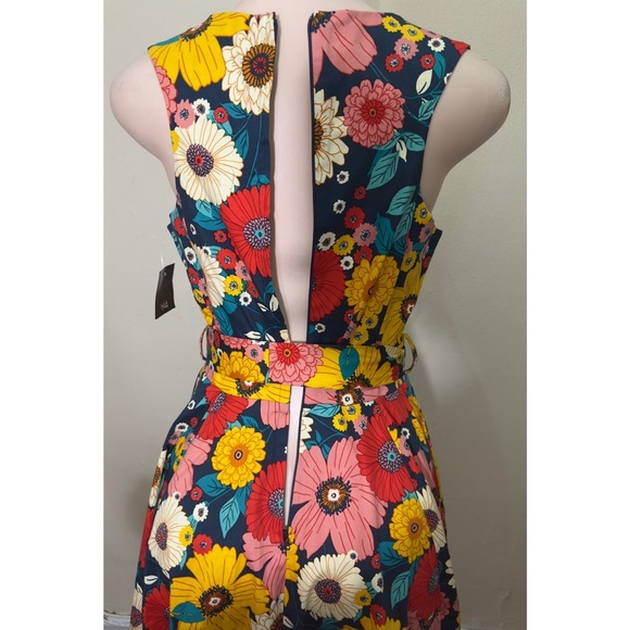 NWT Vibrant Floral Midi Dress - Multicolor - Picture 6 of 11